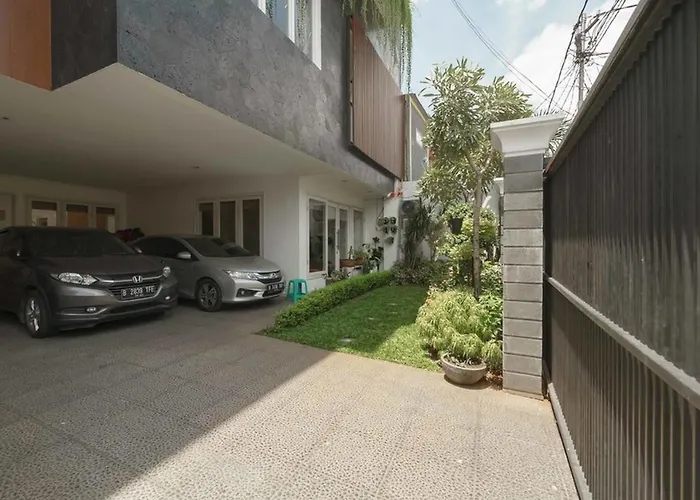Wisma Kpbd Residence Syariah Mitra Reddoorz Jakarta